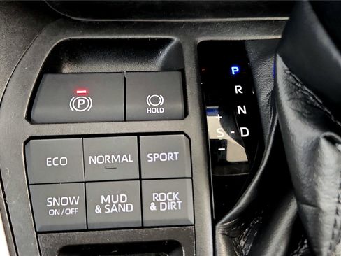 Certified 2023 Toyota RAV4 XLE image 46