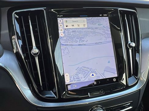 Used 2024 Volvo S60 B5 Core image 22