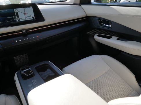 Certified 2024 Nissan Ariya AWD image 11