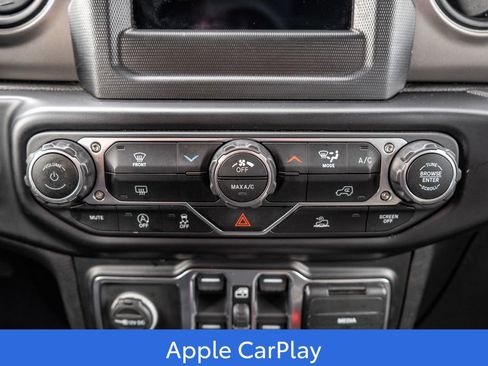 Used 2022 Jeep Gladiator Sport AWD/4WD image 28