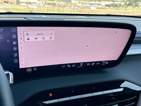 Used 2025 Buick Enclave Preferred image 18