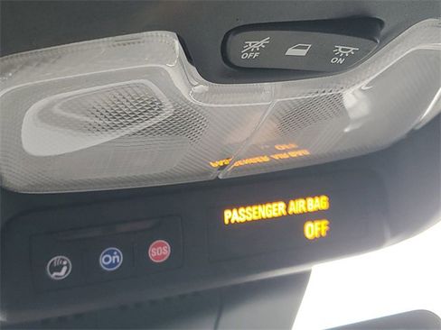 Certified 2024 GMC Canyon Elevation w/ Elevation Premium Package image 31