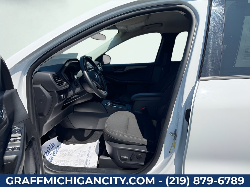 Used 2024 Ford Escape Active AWD/4WD image 11