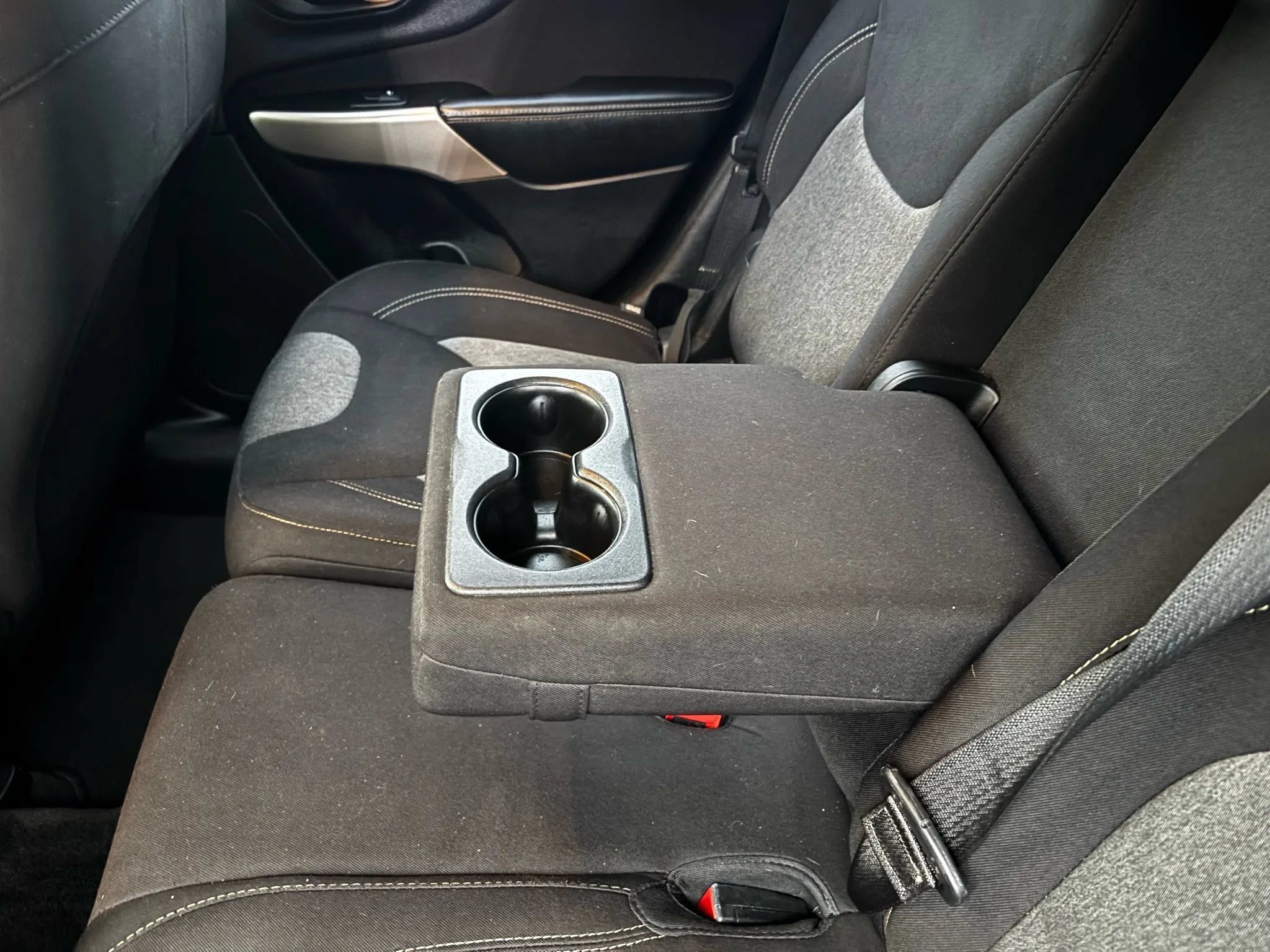 Used 2017 Jeep Cherokee Sport AWD/4WD image 22