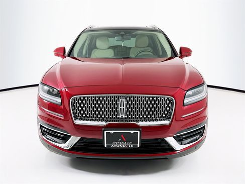 Used 2020 Lincoln Nautilus Reserve w/ Equipment Group 201A image 2