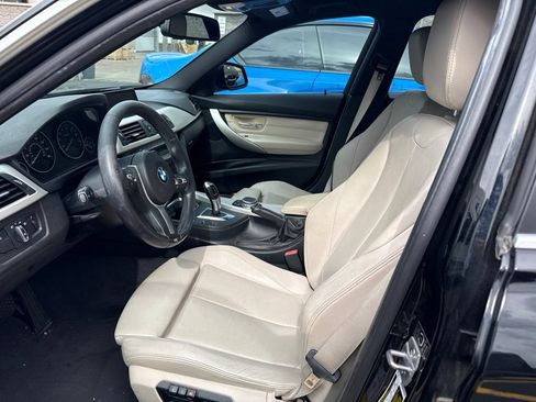 Used 2015 BMW 320i Sedan RWD image 7