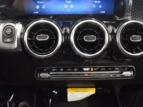 New 2026 Mercedes-Benz GLB 250 4MATIC image 27
