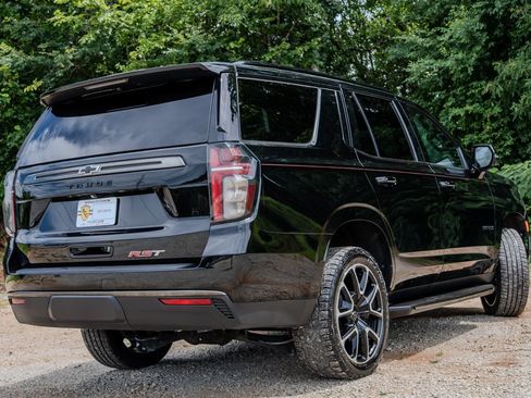 Used 2021 Chevrolet Tahoe RST w/ Luxury Package RWD image 5