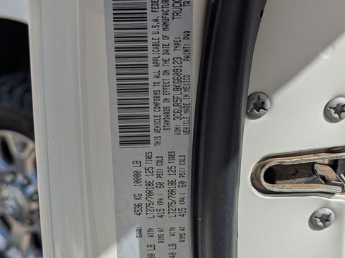 Used 2019 RAM 2500 Laramie image 33