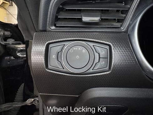 Used 2019 Ford Mustang GT Premium w/ California Special Package RWD image 18