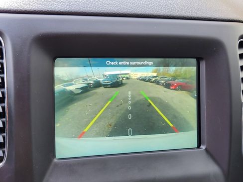 Used 2019 Jeep Compass Latitude w/ Popular Equipment Group image 24