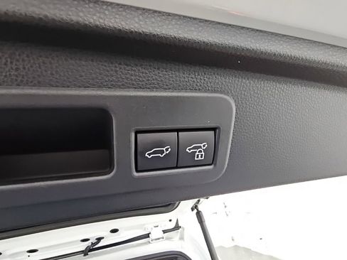 Used 2025 Toyota 4Runner Limited image 40