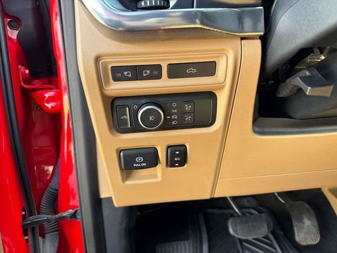 Used 2021 Ford F150 Lariat w/ Max Trailer Tow Package image 26