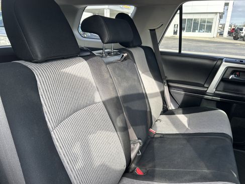 Used 2017 Toyota 4Runner SR5 image 48