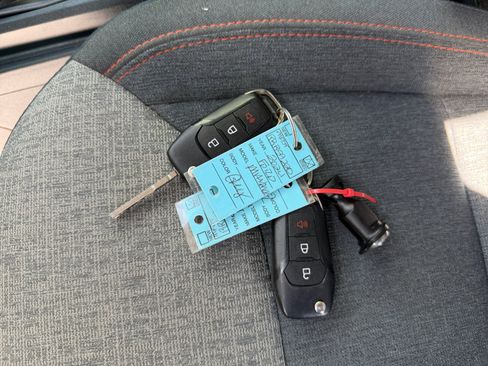 Certified 2024 Ford Maverick XLT FWD image 33