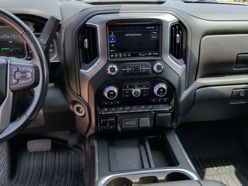 Used 2022 GMC Sierra 3500 Denali w/ Denali Ultimate Package AWD/4WD image 25