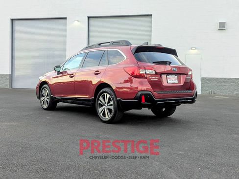 Used 2018 Subaru Outback 2.5i Limited image 11