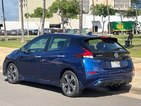 Used 2022 Nissan Leaf SV image 3