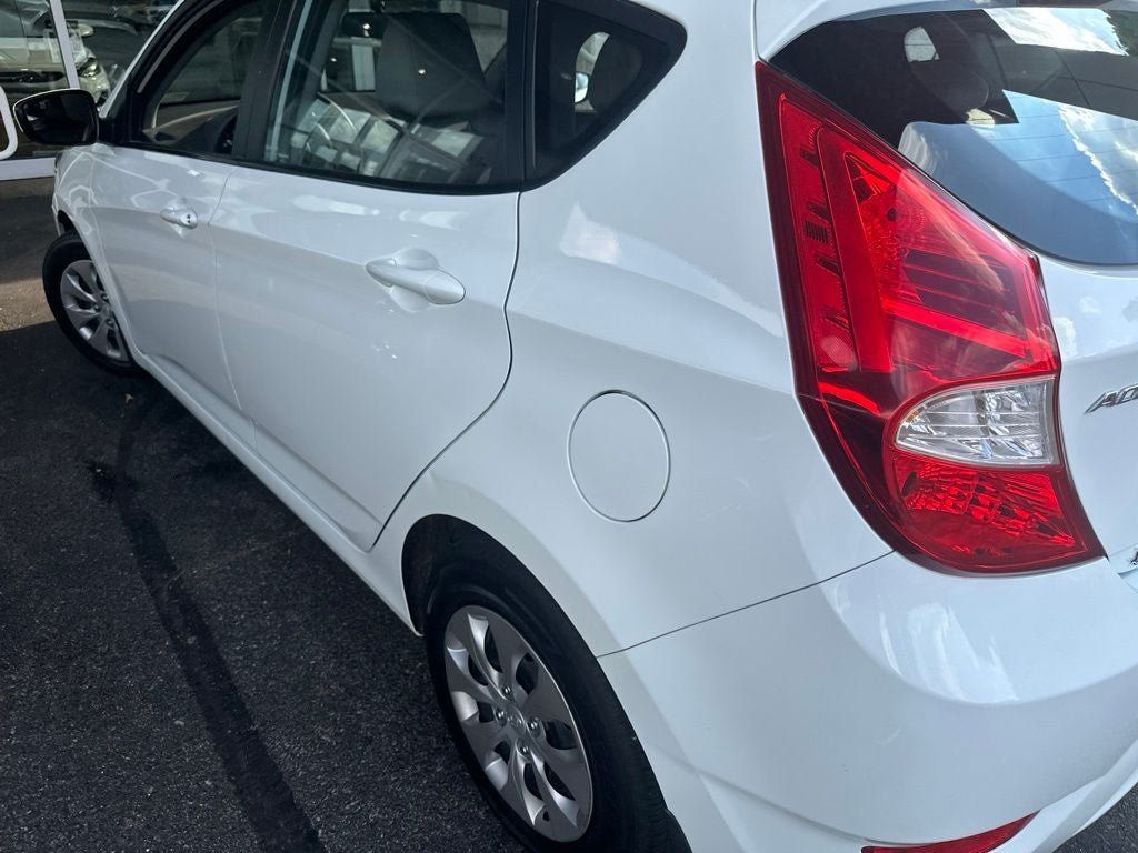 Used 2015 Hyundai Accent GS FWD image 9