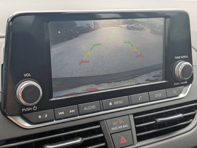 Used 2024 Nissan Altima 2.5 S FWD image 22