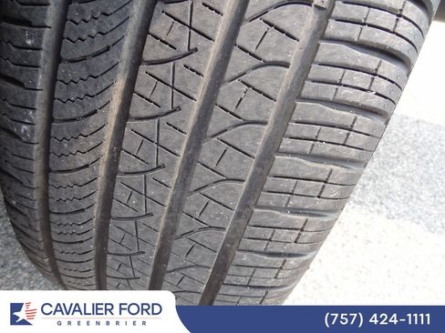 Used 2026 Ford Explorer ST-Line w/ ST-Line Street Pack AWD/4WD image 42