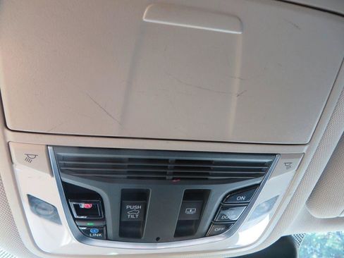 Used 2021 Acura RDX FWD image 12