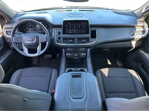 Certified 2022 GMC Yukon XL SLE w/ Gmc Pro Safety Plus Package image 18