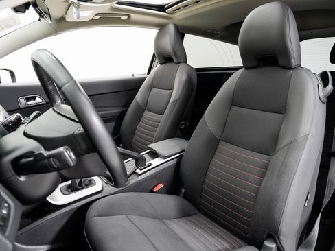 Used 2013 Volvo C30 T5 image 5