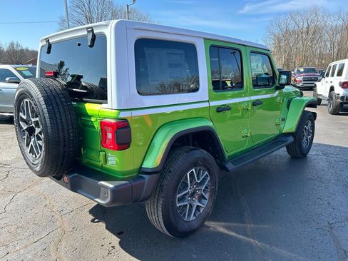 New 2026 Jeep Wrangler Unlimited Sahara w/ Whitecap Package AWD/4WD image 3