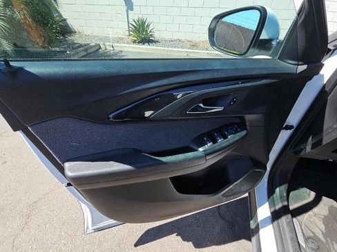 Used 2023 Chevrolet TrailBlazer LT w/ Convenience Package image 8