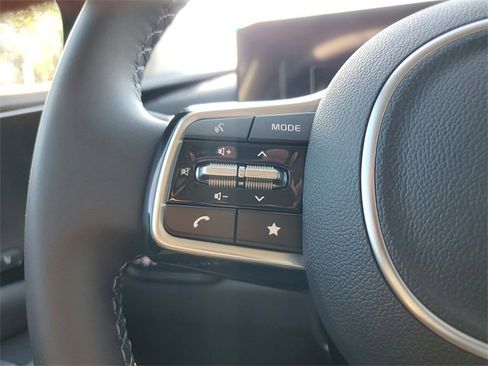 New 2026 Kia Carnival SX w/ SX Dark Edition Package image 22