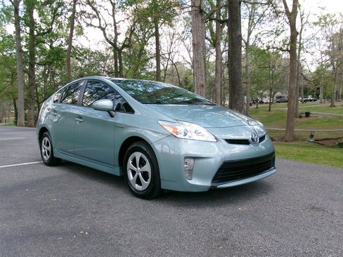 Used 2012 Toyota Prius Two image 3