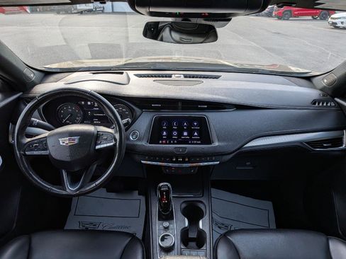 Used 2020 Cadillac XT4 Premium Luxury w/ Technology Package AWD/4WD image 20