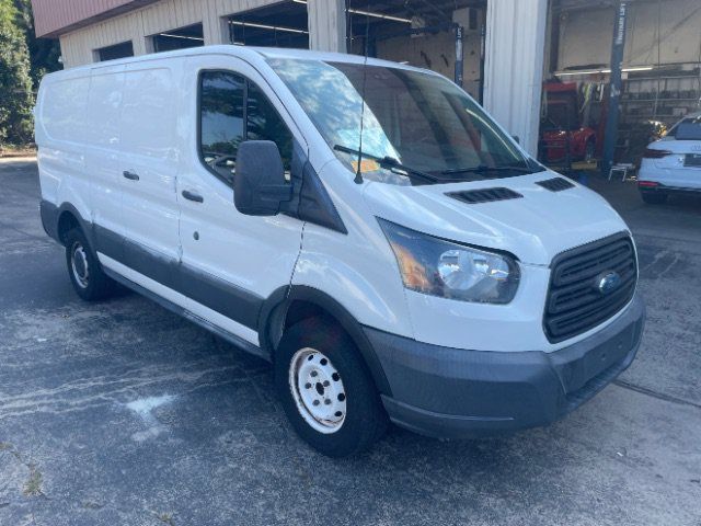Used 2015 Ford Transit 250 130 Low Roof RWD image 8