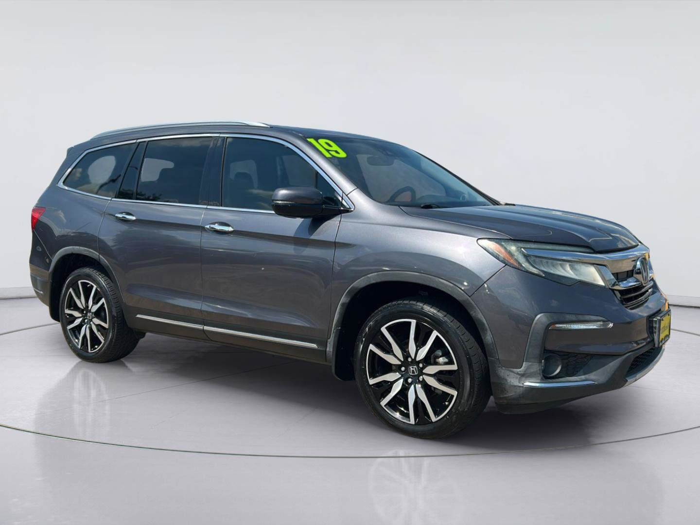 Used 2019 Honda Pilot Elite image 3