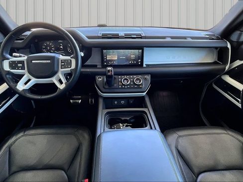 Used 2020 Land Rover Defender 110 First Edition AWD/4WD image 6
