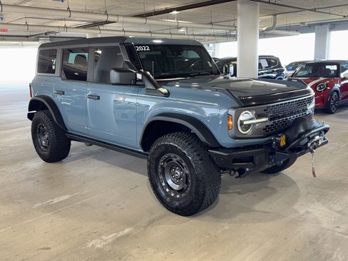 Used 2022 Ford Bronco Everglades image 2