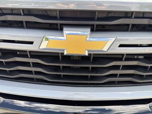 Used 2025 Chevrolet Silverado 2500 Custom AWD/4WD image 32
