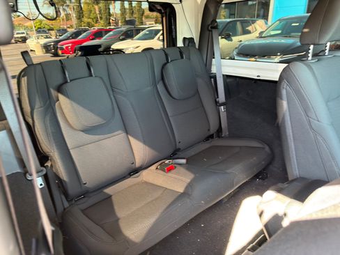 Used 2021 Jeep Wrangler Willys image 12