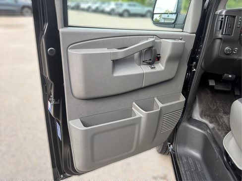 New 2026 Chevrolet Express 2500 RWD image 19
