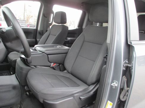 Used 2021 Chevrolet Silverado 1500 Custom Trail Boss w/ LPO, Dark Essentials Package image 16