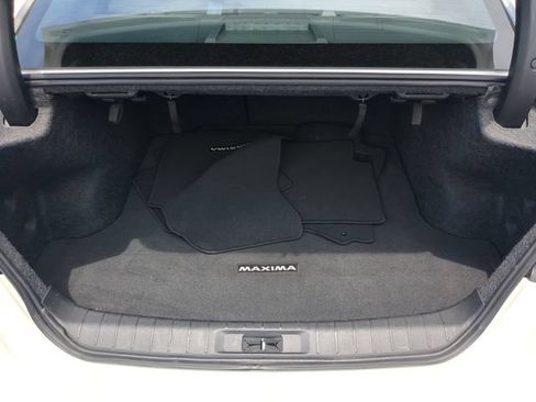 Used 2023 Nissan Maxima SV w/ Floor Mat Group FWD image 12