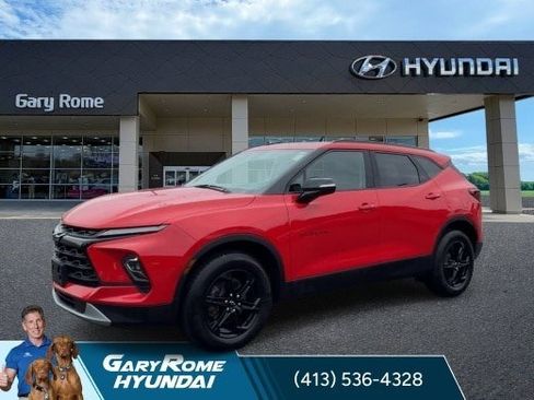 Used 2023 Chevrolet Blazer LT w/ Midnight/Sport Edition AWD/4WD image 4