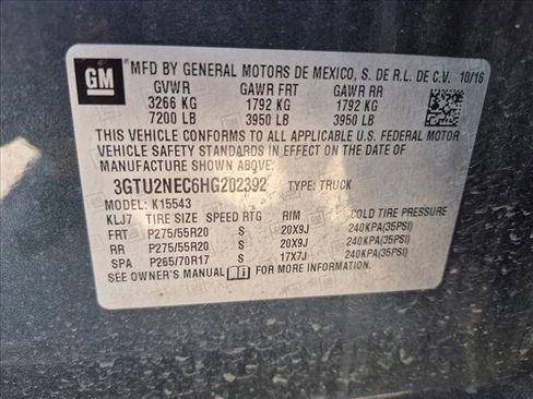Used 2017 GMC Sierra 1500 SLT AWD/4WD image 9