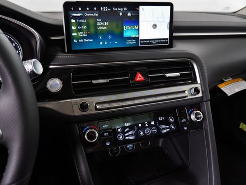 New 2026 Genesis G70 2.5T Prestige image 17