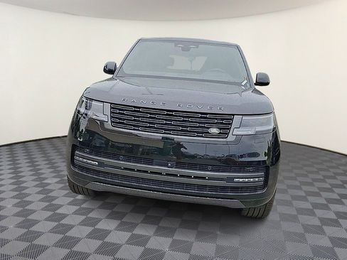 Certified 2025 Land Rover Range Rover SE AWD/4WD image 3