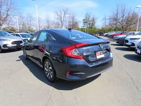 Used 2017 Honda Civic EX image 4