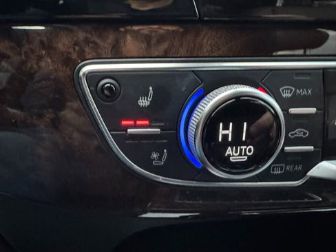 Used 2017 Audi Q7 3.0T Prestige image 22