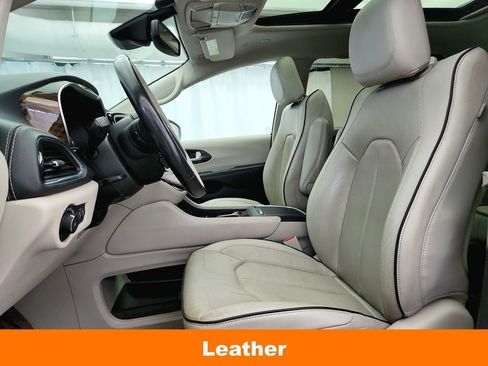 Used 2021 Chrysler Pacifica Limited w/ Premium & Safety Sphere Group AWD/4WD image 11