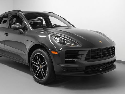 Certified 2020 Porsche Macan S AWD/4WD image 9